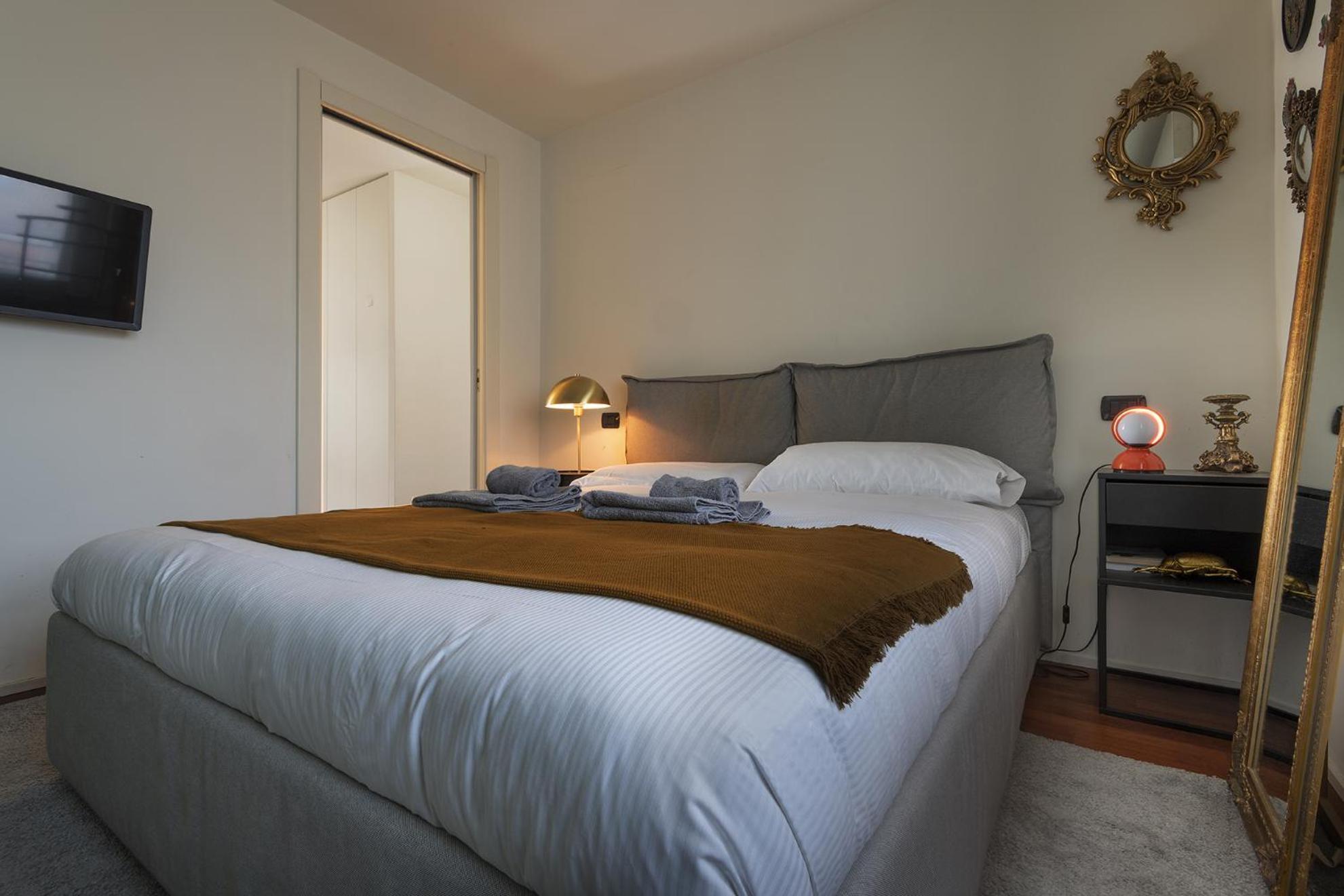 Giresio 41 - Your Penthouse With Rooftop Garden In Milano Navigli - Wifi Екстер'єр фото
